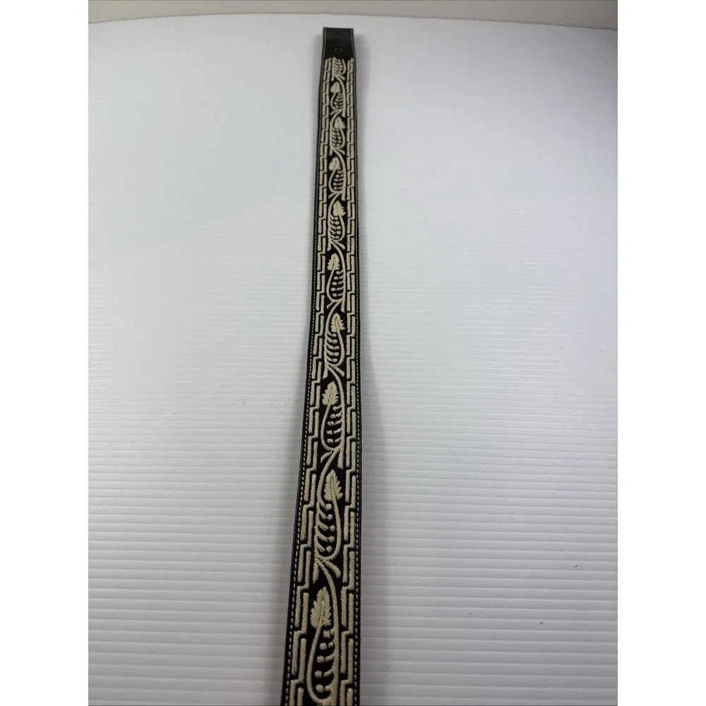 La Fabrica artisan leather western belt intricate embroidered Geometric 42